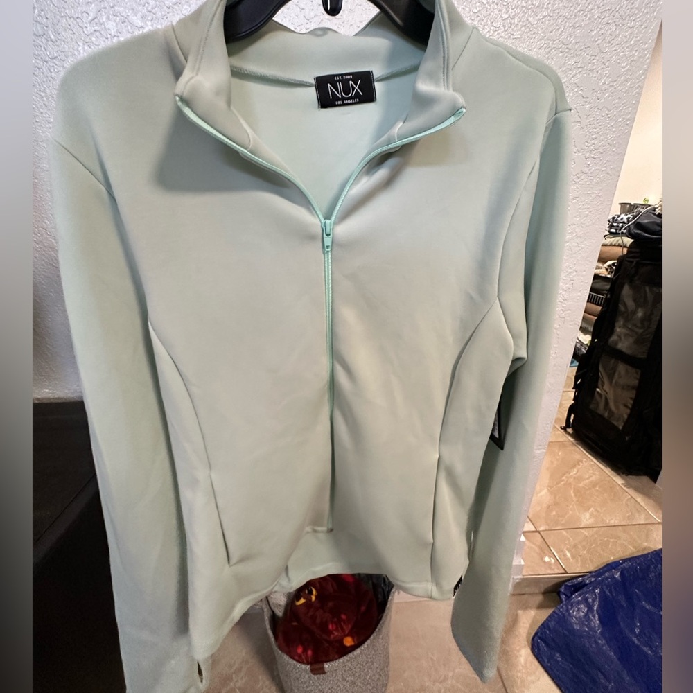 New top- NUX -Size XL- Teal/Green